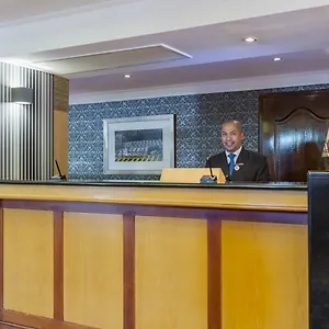 Hotel Grandwest, Epping