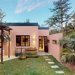 Lodge Africa, Somerset West