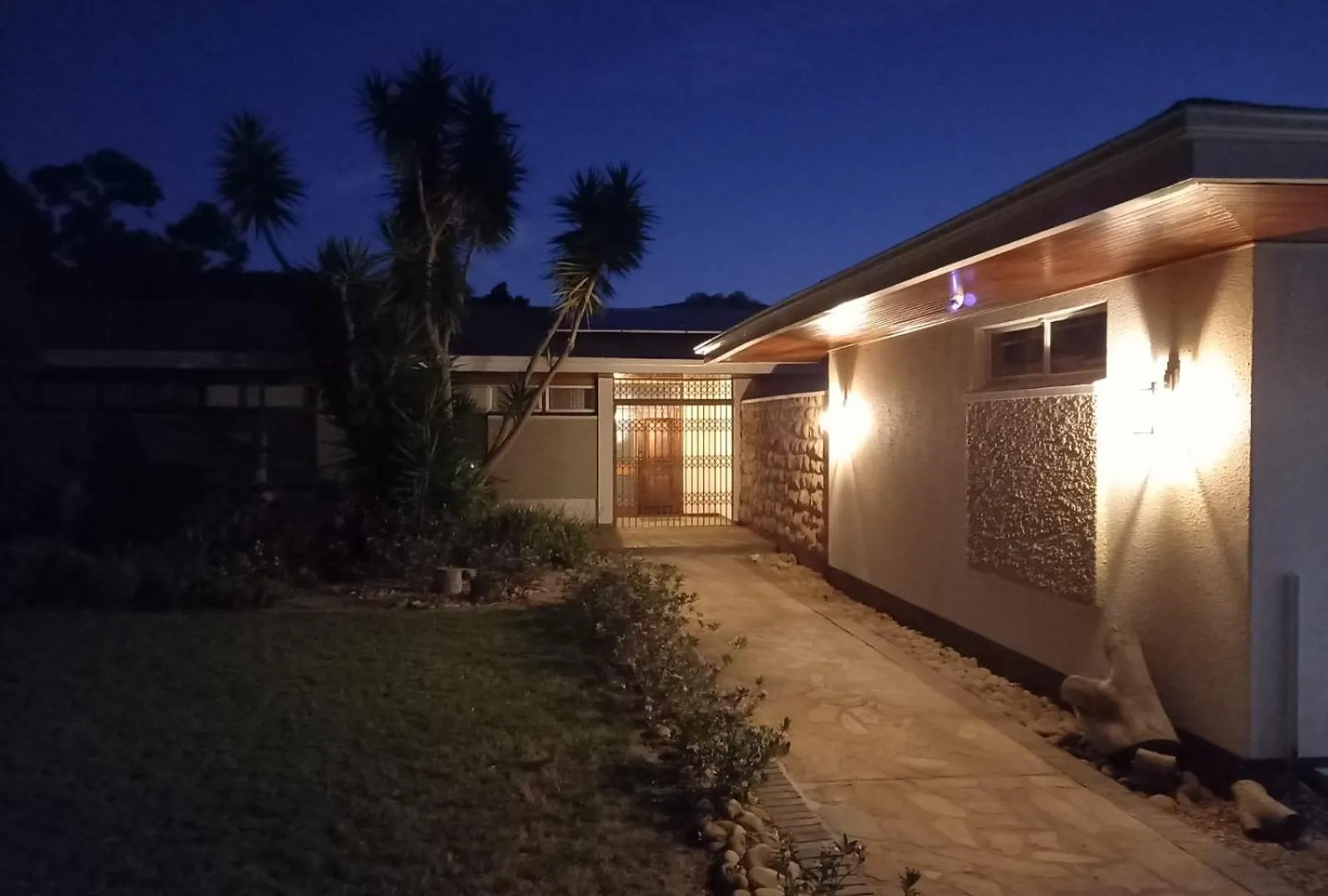 Somer House Guest Suites Somerset West