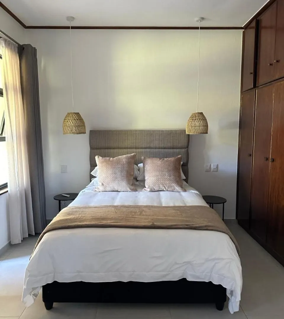 Somer House Guest Suites Somerset West 0*,