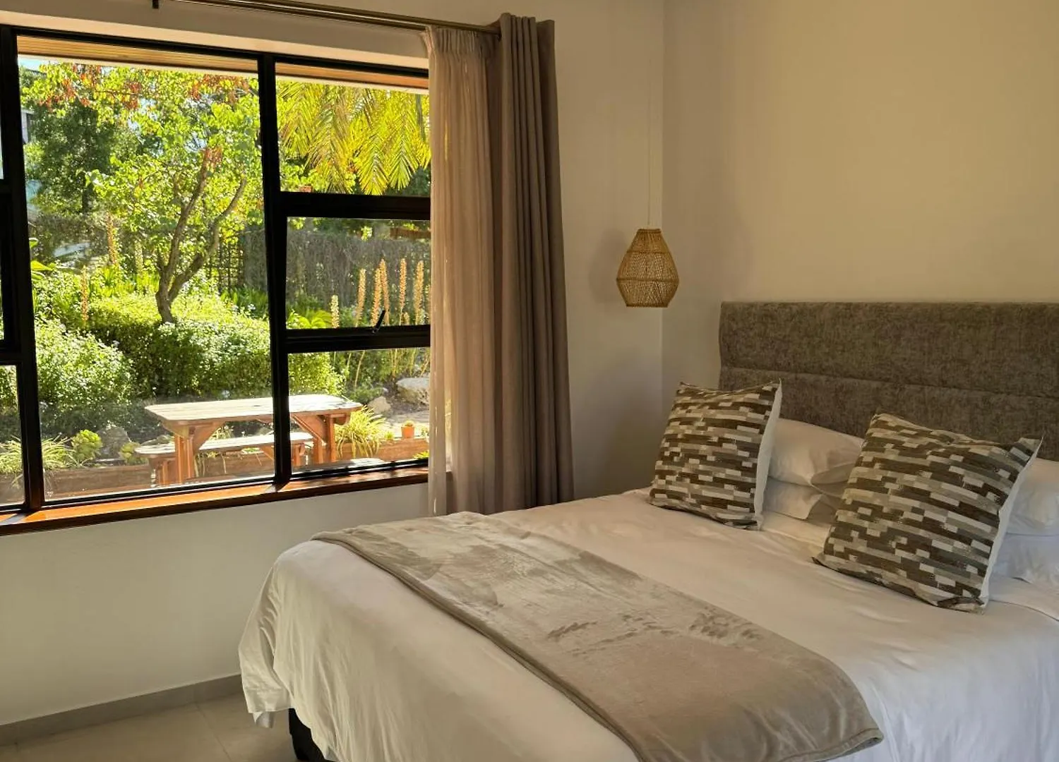 Somer House Guest Suites Somerset West 0*,