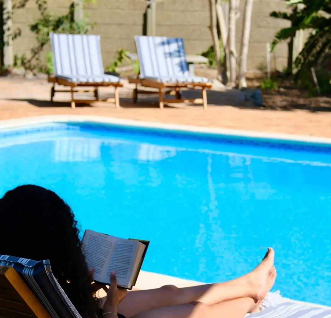 Bed & Breakfast Somer House Guest Suites Somerset West South Africa